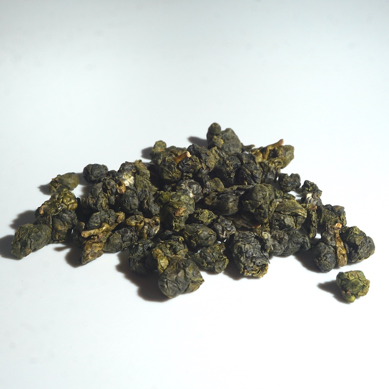 Top Grade Taiwan High Mountain Oolong Tea - Creamy and Floral - Light Roast