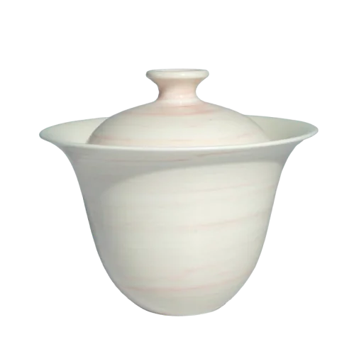 Preparing Tea – Gaiwan