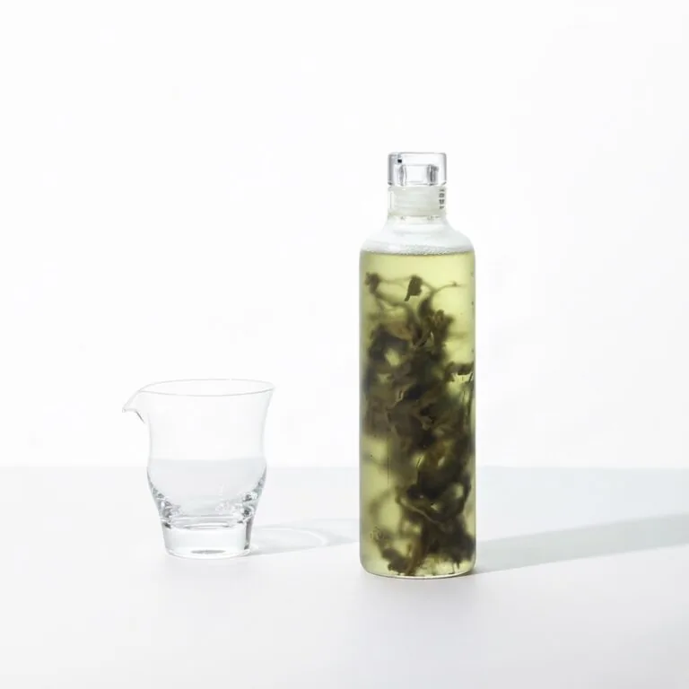 Preparing Tea – Cold Brew